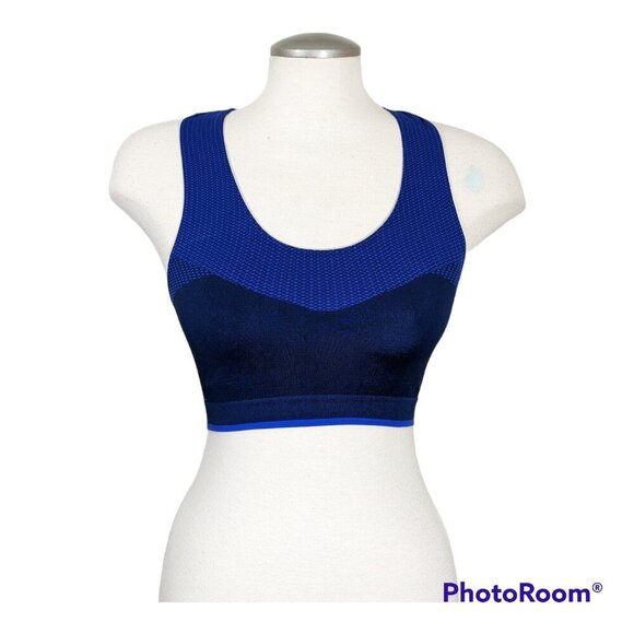 Danskin Sports Bra Womens Size Med Seamless Racerback Blue Geometric Print Gym - Picture 3 of 5